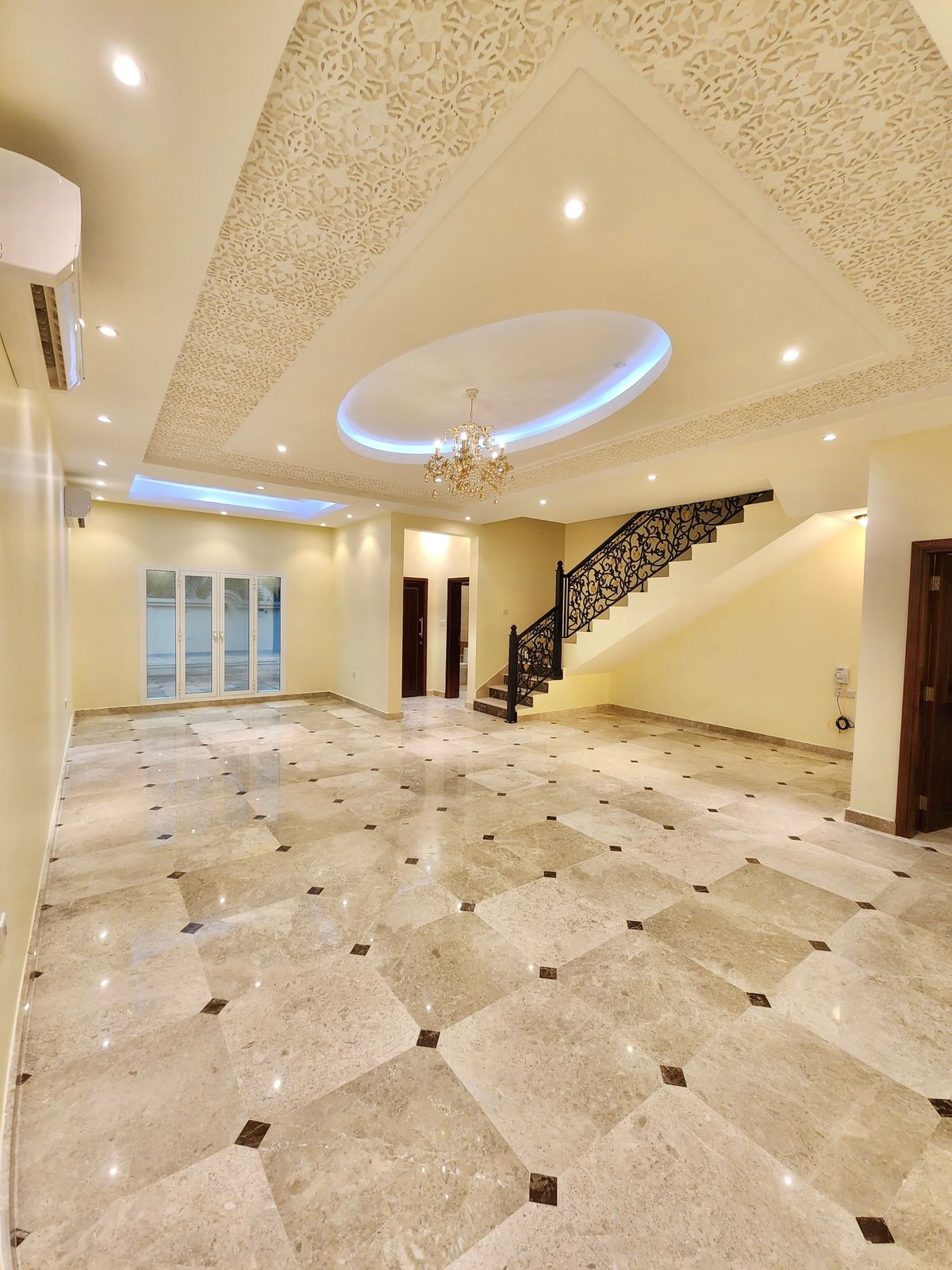 صورة واتساب بتاريخ 1447-02-02 في 17.57.24_2f9feb63